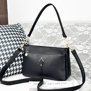 Ů��2026�ļ��¿����Ůʿ�μ���n��PU�^��Ƥб�������ͨ�ڰ�