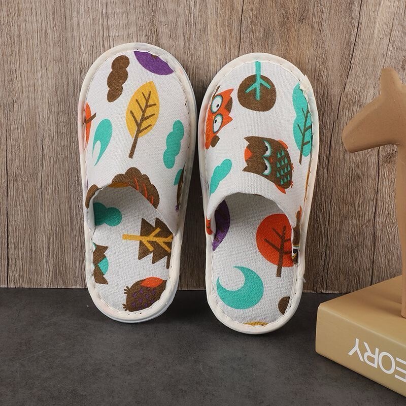 Children's Disposable Slippers Five-Star Family Hotel Special Travel Thickeneded Anti-Slip Cartoon Kidsren's Portable