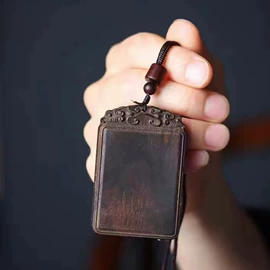 木雕/根雕;木质工艺品;文玩手把件