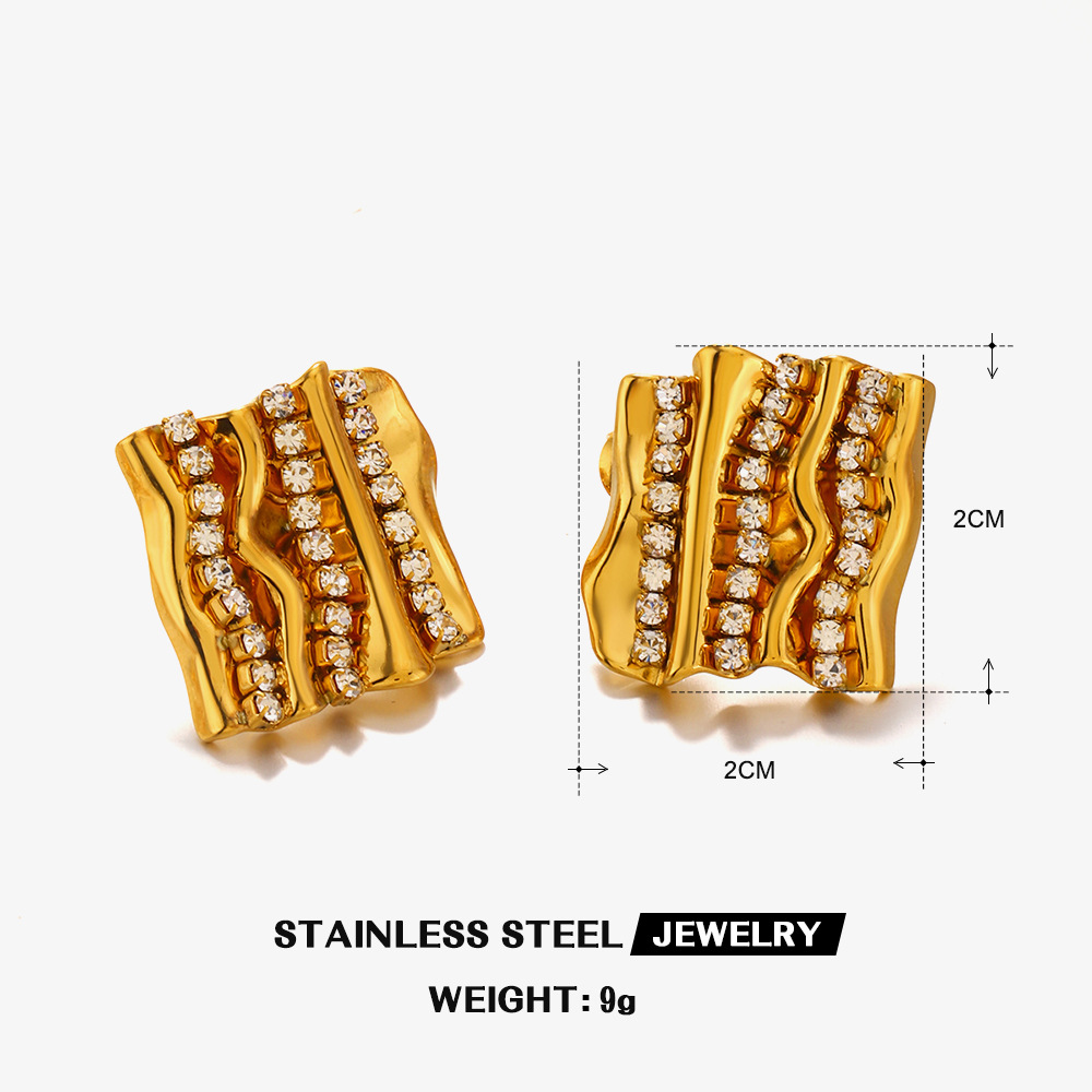Geometric golden earrings