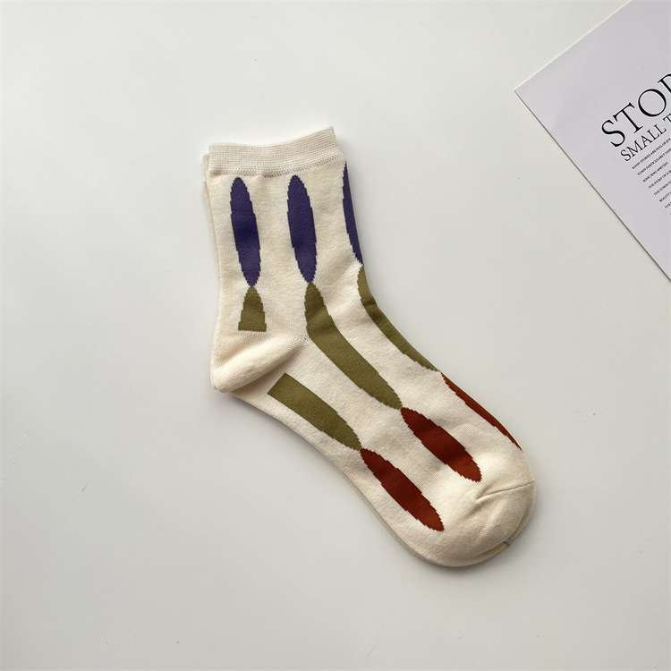 Women's Retro Color Block Cotton Crew Socks A Pair display picture 12