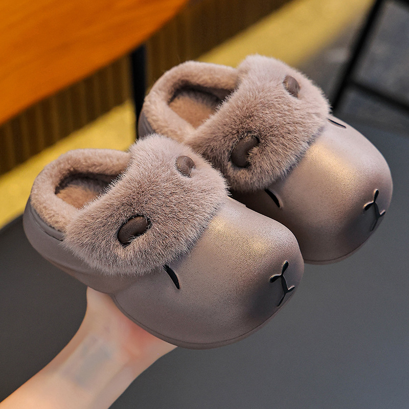 Zapatillas de algodón de invierno para niños Capibara, zapatillas de algodón para niños y niñas, zapatillas de algodón cálidas y impermeables para padres e hijos, bolsas de tacones para niños