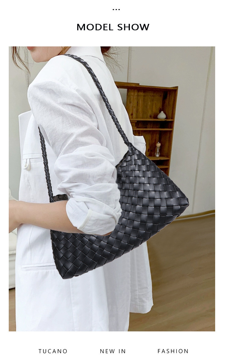 Túi tote da bò dệt sang trọng kiểu giỏ đựng rau, quai đeo nách, kích thước 32×7×17 cm — B1978. # màu nâu chi tiết 7