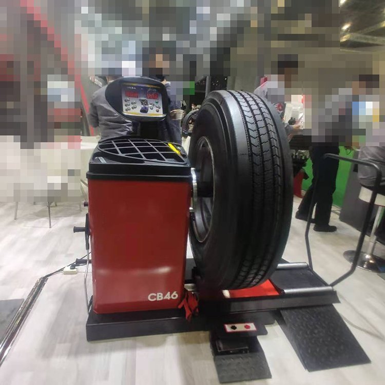 Máquina de balance de neumáticos tipo Y - 601 soporte de equipo automático de automóviles micro balanceador dinámico