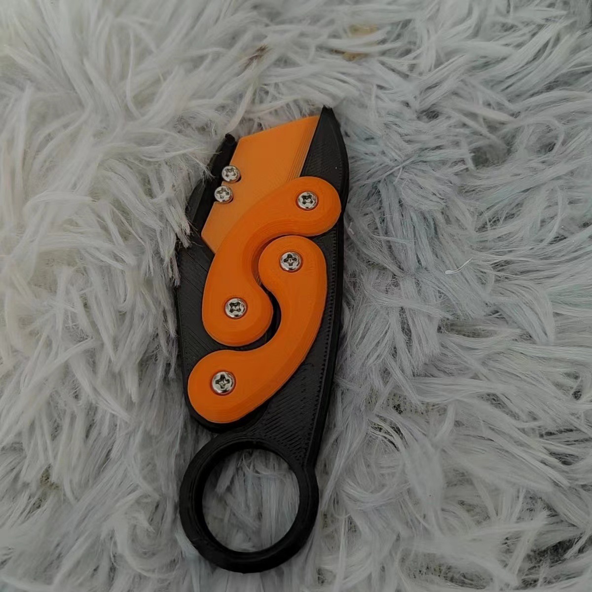 Cuchillo de garra de gravedad 3D cuchillo de demonio Cuchillo de garra CSGO Cuchillo de rábano pequeño salto recto velocidad empuje juguete de descompresión Cuchillo de mariposa gigante de gran tamaño image 6