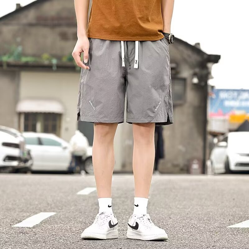 Lote transfronterizo de montaña para jóvenes al aire libre pantalones cortos de nailon delgados y ligeros de secado rápido, pliegues funcionales, textura, pantalones de cinco puntos, verano masculino