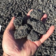 火山岩生物滤料 多孔火山石人工湿地用黑色火山岩填料 量大从优