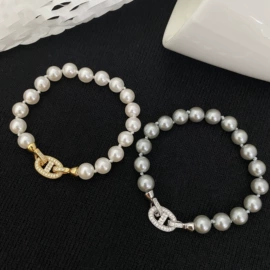 耳环;项链;耳钉