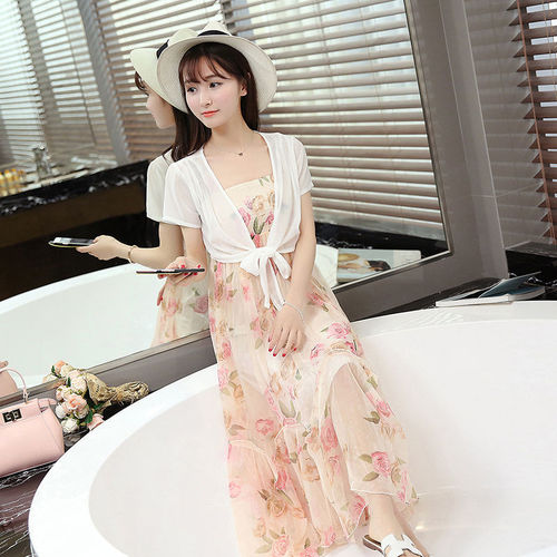 Linen draped blazer coat dress layered with thin cardigan, paired with spaghetti strap long dress, sleeveless vest, short-sleeve women's short item, versatile for spring and summer.