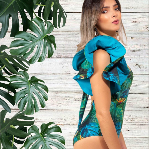 sexy swimwear