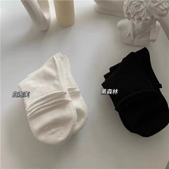 Summer Japanese-style black and white edge curl cute soft and cute macaron JK socks Korean version Instagram student breathable thin socks