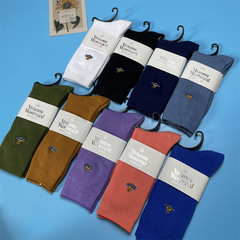 出口日本西太后黑白彩色土星標刺繡雙針豎條紋中高筒小腿女潮襪子