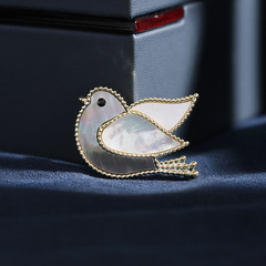 New 2022 Clothing Accessories Natural Mother-of-Pearl Bird Dove Pin Coat Western Wear Accessories Shell Peace Dove Brooch