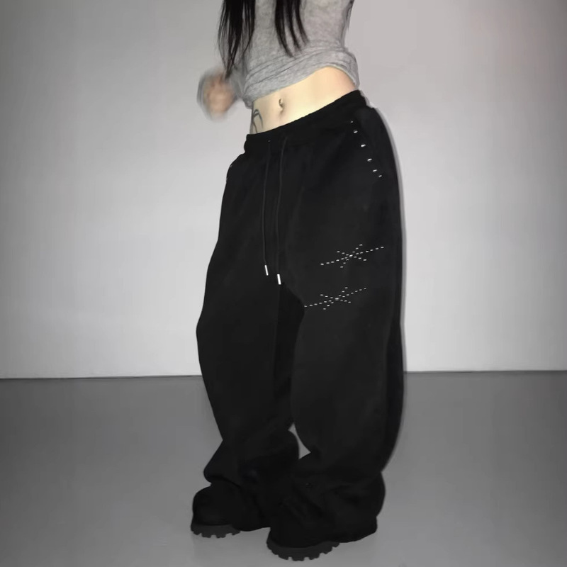 American Retro Star Beaded Plush Curved Hem Casual Pants Unisex Loose Wide-Leg Design Versatile Sweatpants American Retro Star Beaded Plush Curved Hem Casual Pants Unisex Loose Wide-Leg Design Versatile Sweatpants