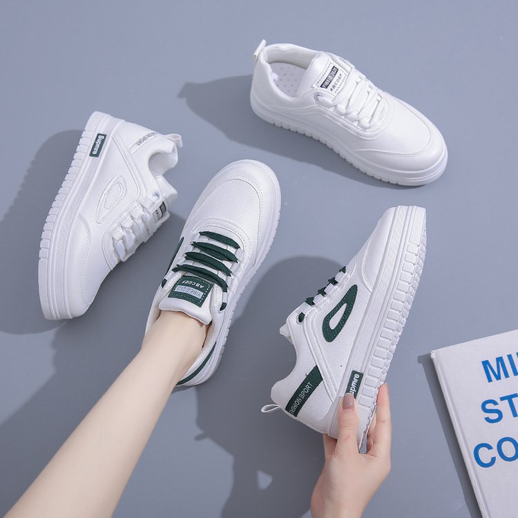 White shoes women's board shoes 2022 spring and autumn fashion new comfortable Korean style platform women's shoes cross strap casual shoes White shoes women's board shoes 2022 spring and autumn fashion new comfortable Korean style platform women's shoes cross strap casual shoes