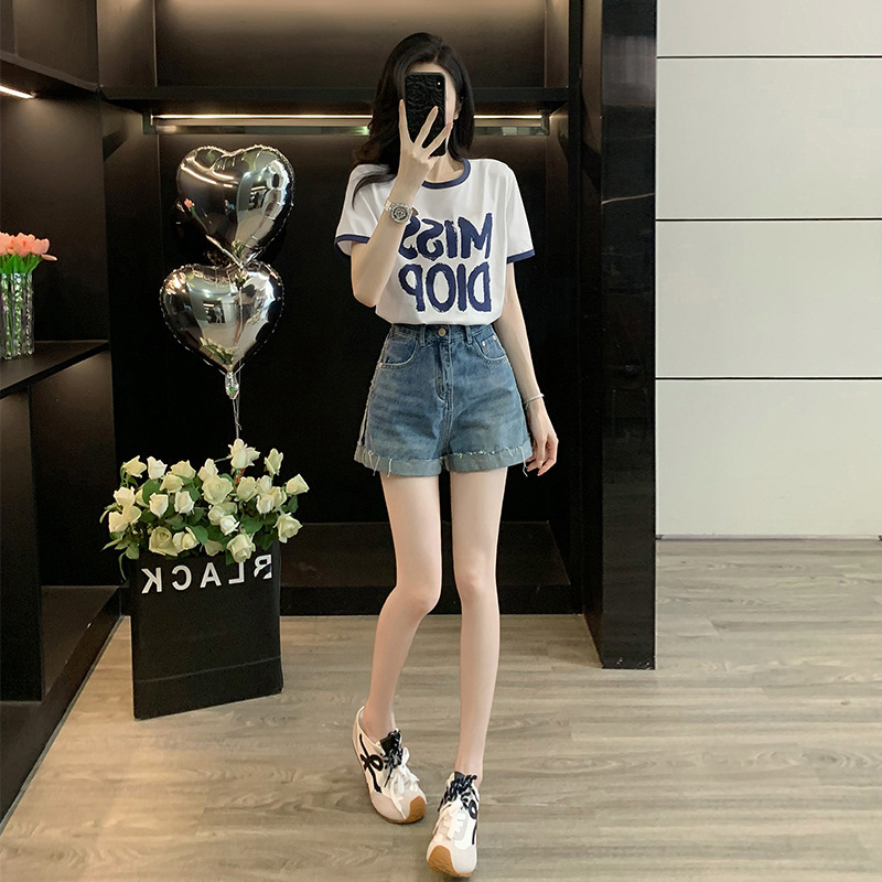 White Contrasting Color T-Shirt Women's Short-Sleeved Right Shoulder Summer Loose Top Denim Shorts Women's Thin A-Line Wide-Leg Hot Pants White Contrasting Color T-Shirt Women's Short-Sleeved Right Shoulder Summer Loose Top Denim Shorts Women's Thin A-Line Wide-Leg Hot Pants