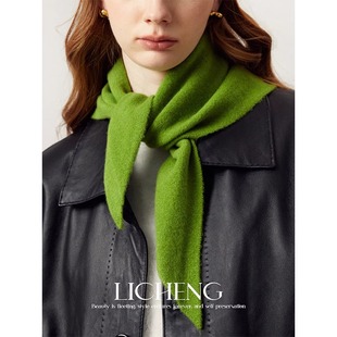 British Niche Design Triangle Scarf with Wool Small Scarf Women's Winter Headscarf Skin-friendly Neck Protection Small Scarf All-match
