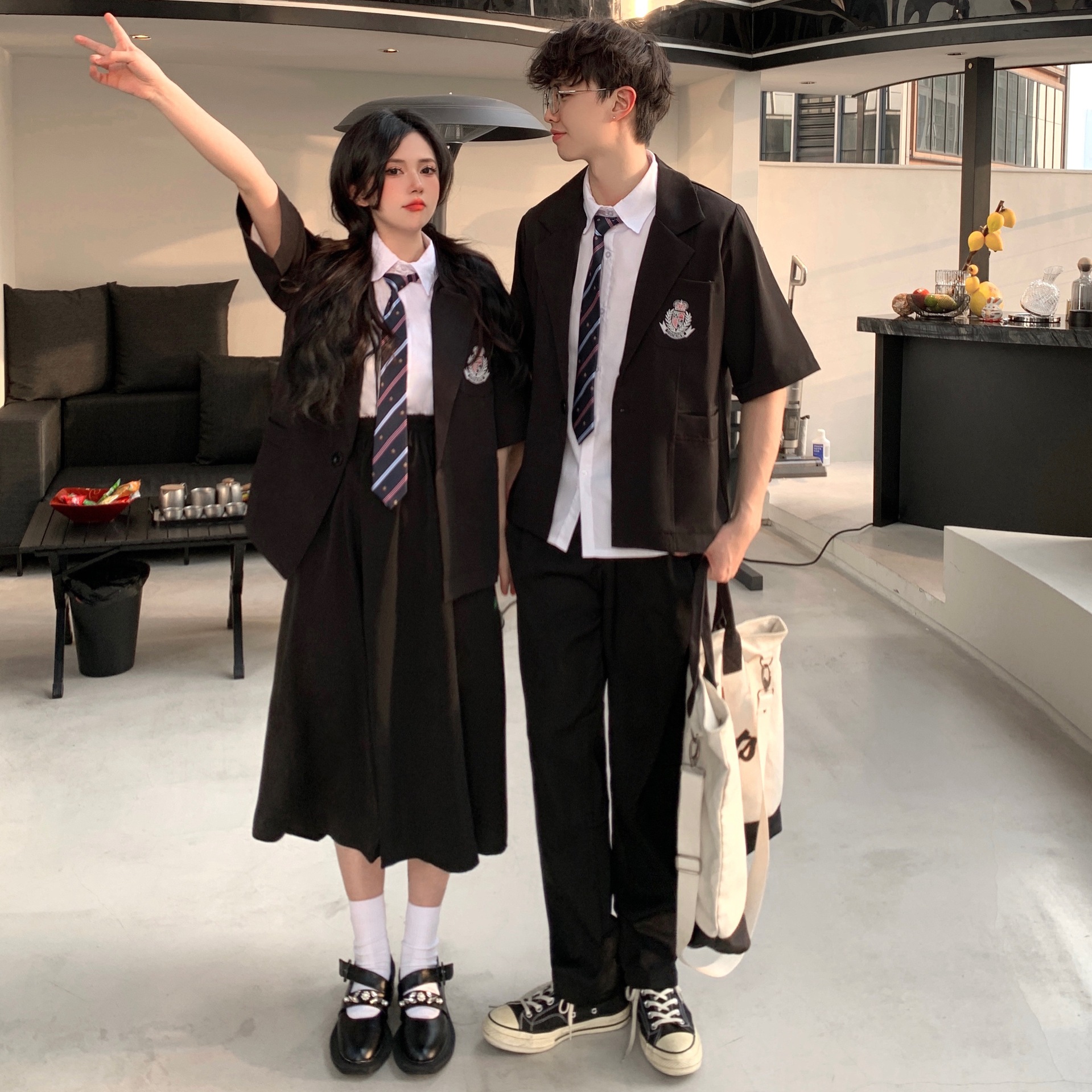 Korean style class uniform college style junior high school spring and summer sports meeting Middle School uniform chorus uniform graduation suit