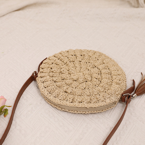 Round Crossbody Straw Bag Handmade Woven Bag Summer Mobile Phone Coin Key Bag Beach Holiday Beach Bag