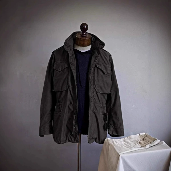 P52 black