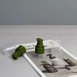 24牙化妆品按压式粉泵粉泵鸟嘴PP/AS全罩粉泵白色透明