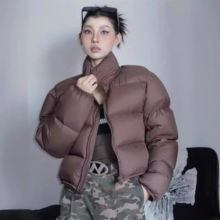 �ﶬ��ƷŮ�b�W���L��ɫ������������ɶ̿����e�޷��������׊A��