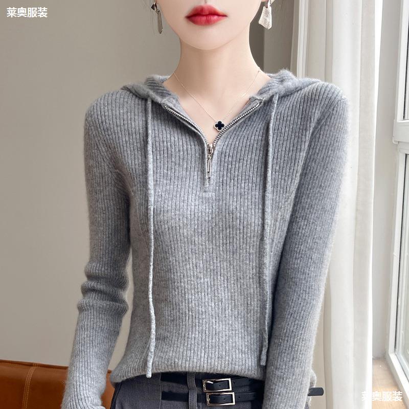 Woolen knitted dress
