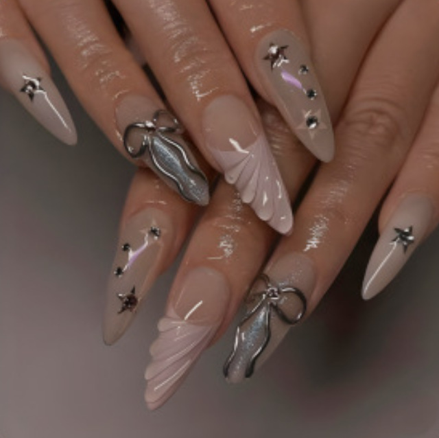 Ventas transfronterizas en caliente de bordes de polvo de uñas, parches de uñas falsas, parches de uñas falsas, 3D espejo mágico, polvo de arco, uñas para usar