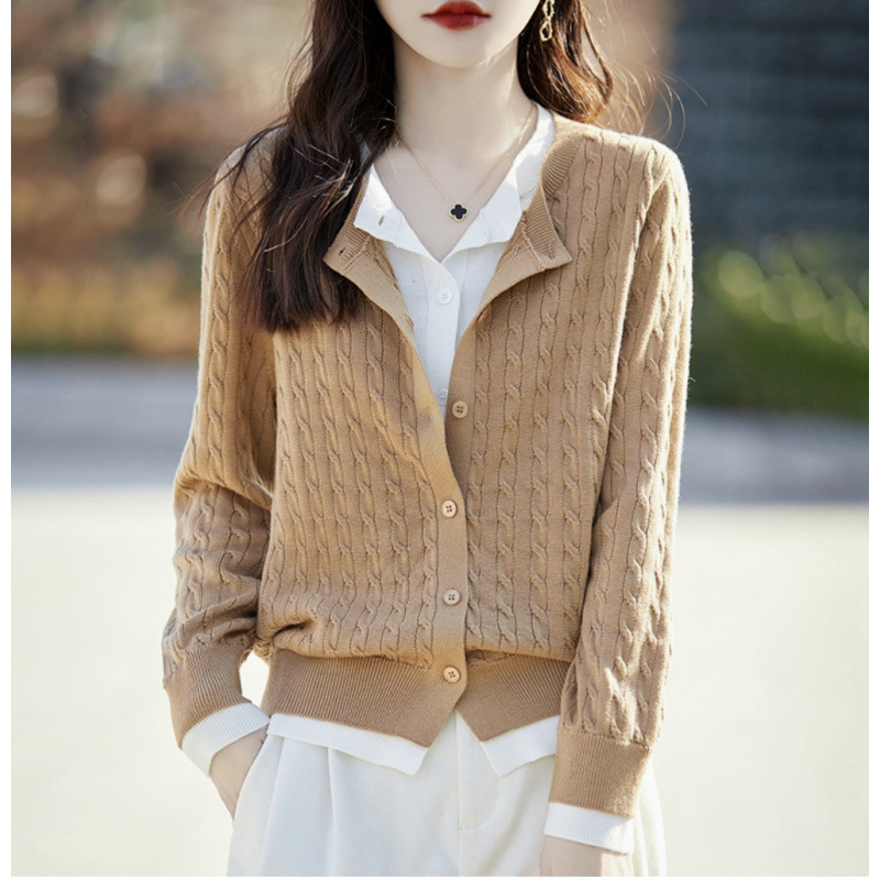 Primavera y otoño collar falso de cuello redondo dos piezas de lana tejida fina Cardigan suéter de torsión suelta chaqueta de punto universal