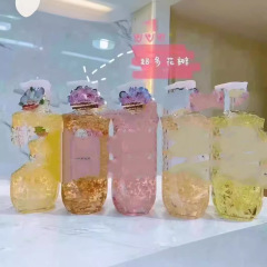 カルダンの花びらの入浴は、カルダンの花の香りが潤いを与えます。