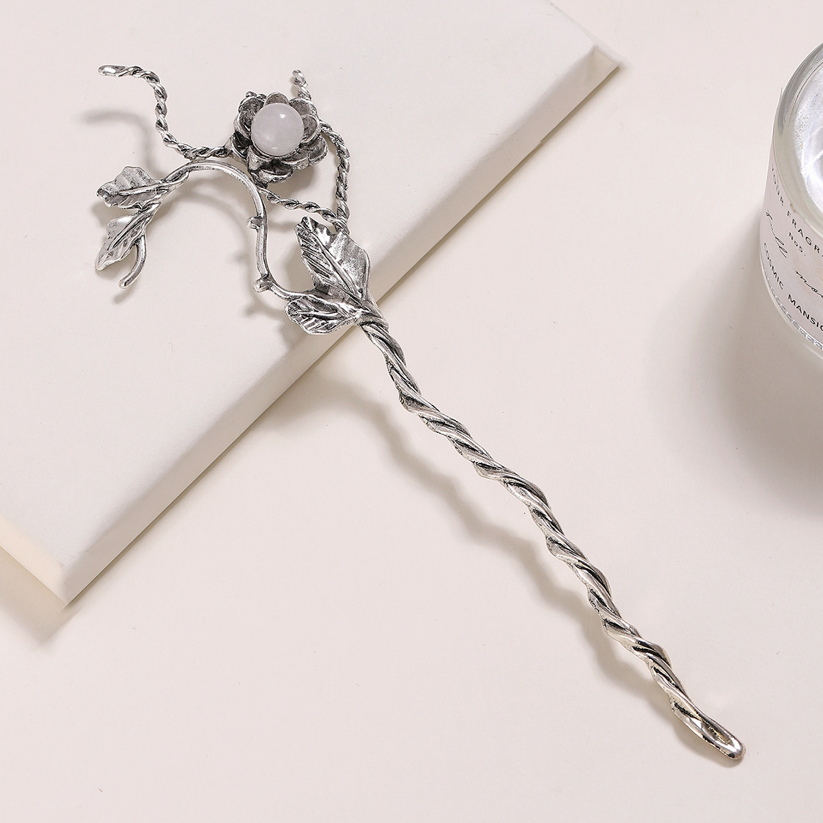 Mi emperador Xiao Zhan mismo estilo de horquilla una horquilla retro en forma de flor de hadas hecho a mano con incrustaciones de tocado