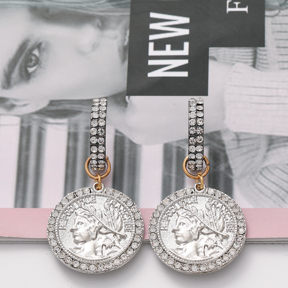 Fashion Round Coin Embossed Portrait Diamond-studded Earrings display picture 9