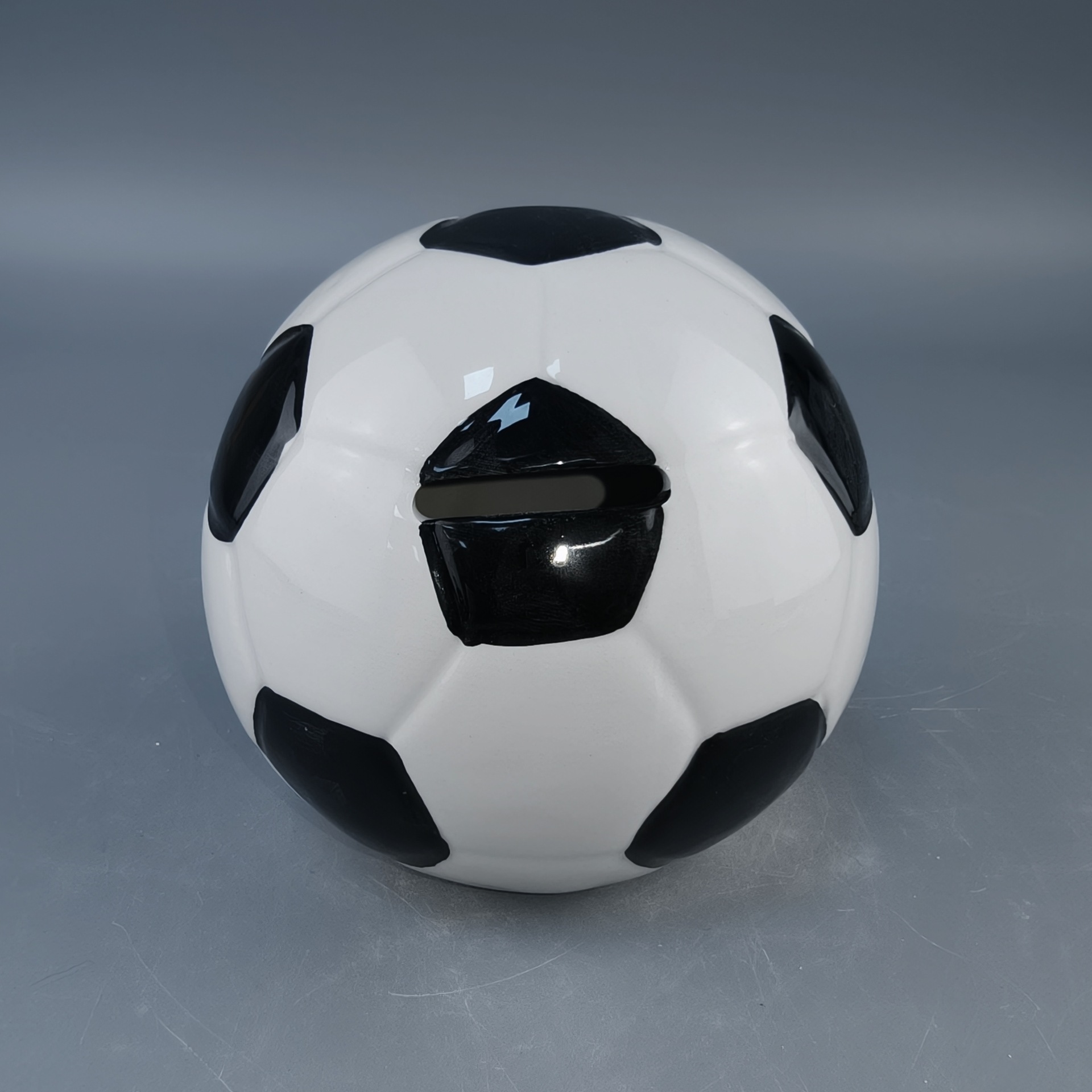 Cerámica transfronteriza estereoscópica encantadora expresión de fútbol lata de dinero Copa del Mundo artesanías cerámicas adornos de cerámica encantadores de escritorio