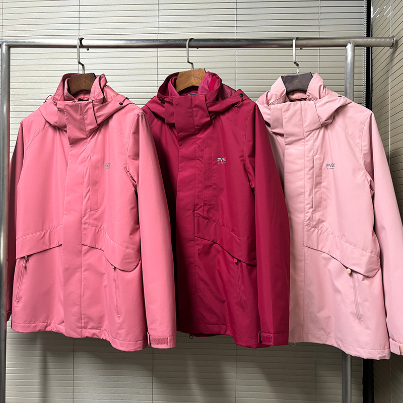 Outdoor Three-In-One Jacket for Women 2025 New Winter Warm Thickeneded Cotton Liner Windproof and Waterproof Mountaineering Jacket