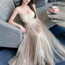 SHOP 淡山茱萸 手工立体花朵吊带裙夏季打揽显瘦仙女裙度假长裙女