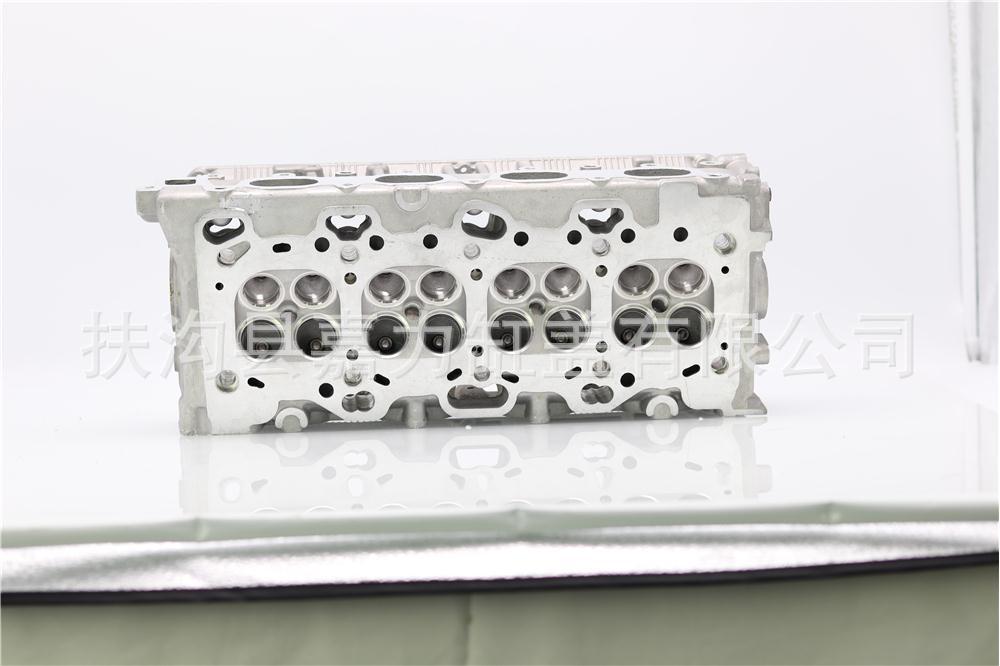 Factory direct auto parts engine cylinder head 4G64 four cylinder sixteen valve cast iron cylinder head 4G64