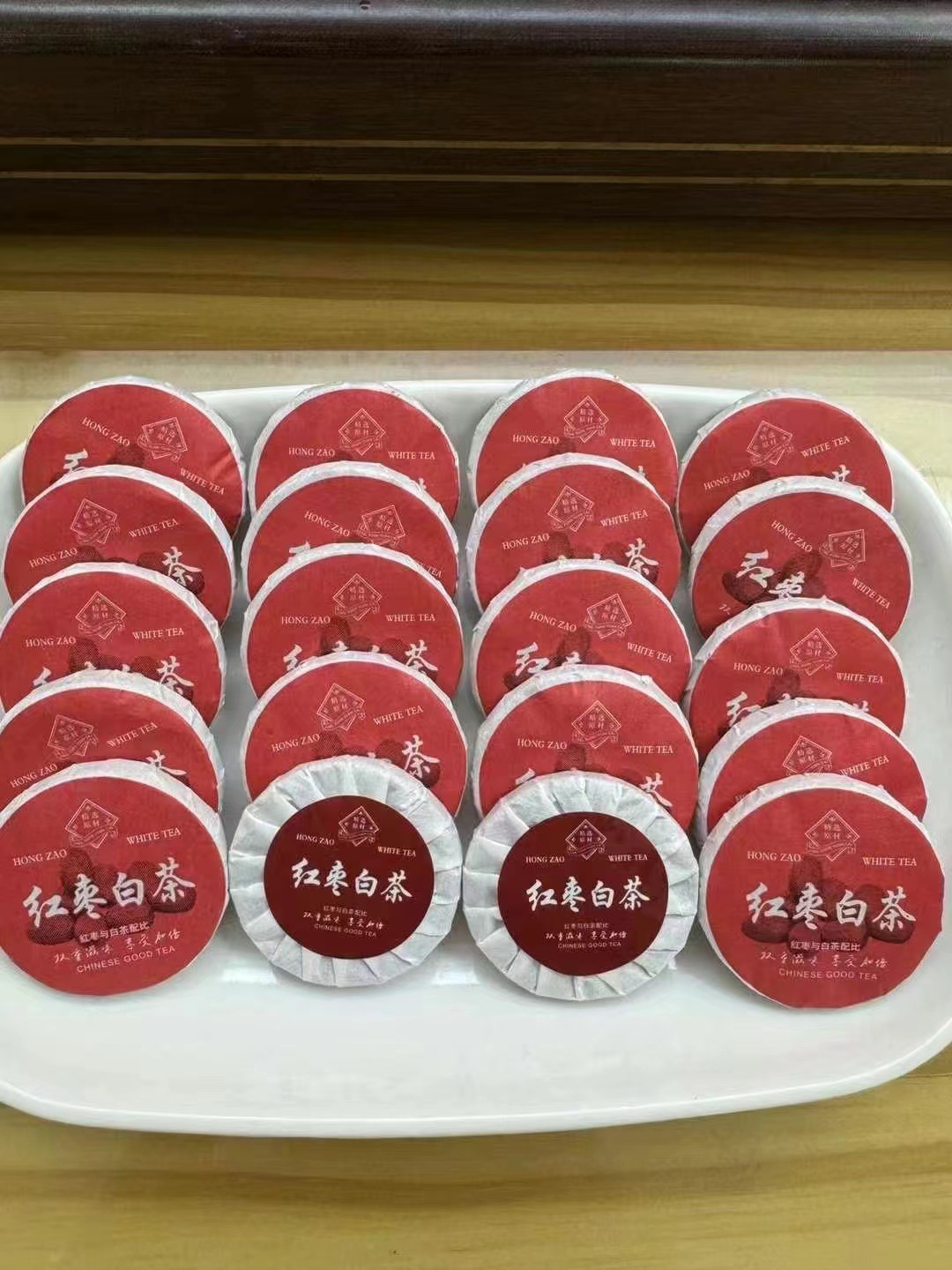 Red dates and white tea 500 grams about 80 pieces