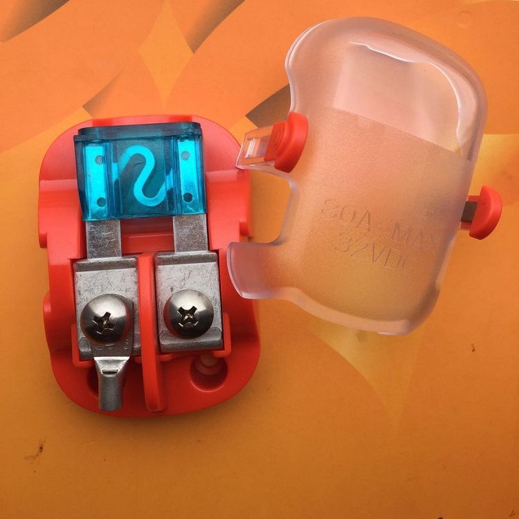 203-04Kmaxi装配式保险丝盒透明盖打插片保险丝座组合式保险丝座