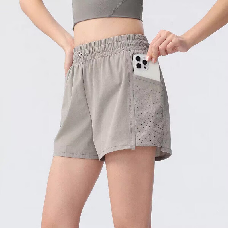 Summer Yoga Shorts for Women, Outdoor Running Training Fitness Wear, Loose Fit, Slimming, Quick-Dry, Anti-Exposure Sports Shorts Summer Yoga Shorts for Women, Outdoor Running Training Fitness Wear, Loose Fit, Slimming, Quick-Dry, Anti-Exposure Sports Shorts
