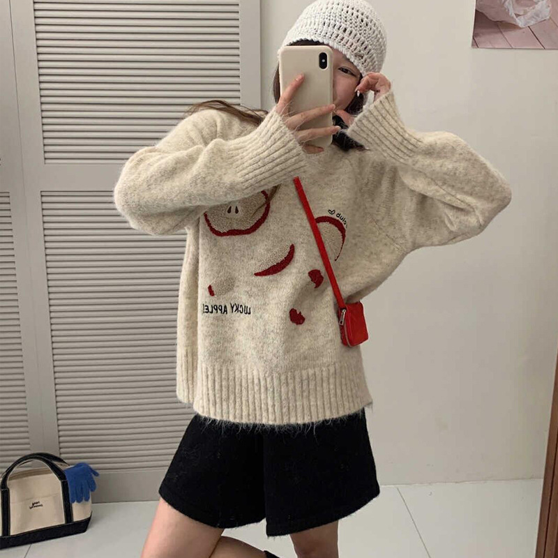 Korean Long-Sleeved Round Neck Cute Knitwear for Women in Autumn and Winter New Casual Age-Reducing Loose Soft Waxy Short Knitwear Top Korean Long-Sleeved Round Neck Cute Knitwear for Women in Autumn and Winter New Casual Age-Reducing Loose Soft Waxy Short Knitwear Top