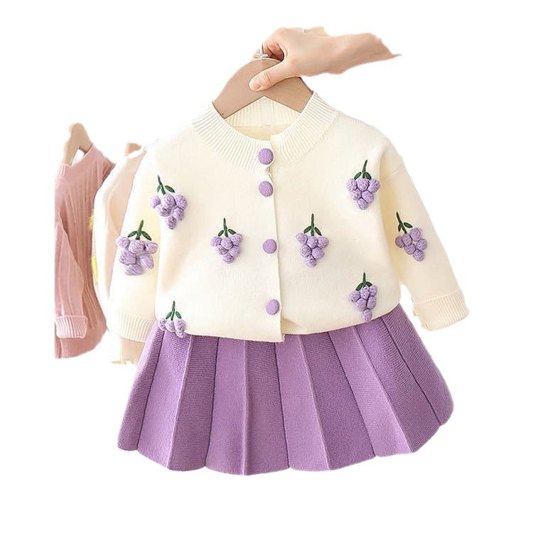 Girls' knitted cardigan, children's sweater, women's treasure, western-style two-piece set, woolen fruit handmade flower_voghion.com