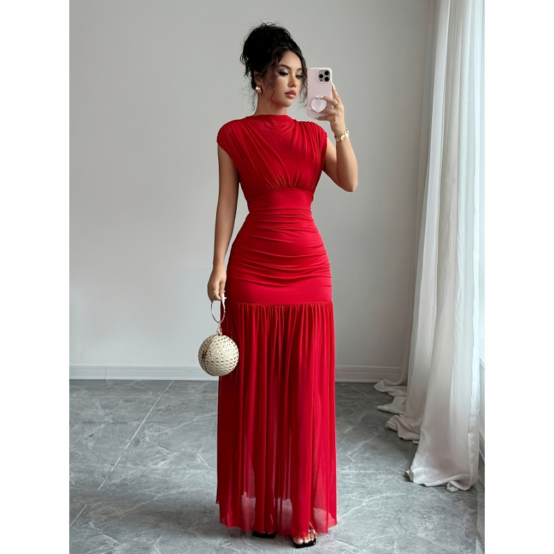 Ladies' New Fashionable and Elegant Red Boat-Neck Sleeveless Sexy Hollow-Out Mesh Pleated Waist-Cinching Long Dress Ladies' New Fashionable and Elegant Red Boat-Neck Sleeveless Sexy Hollow-Out Mesh Pleated Waist-Cinching Long Dress