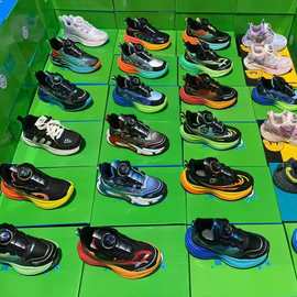 童鞋防水皮面二棉运动鞋旋转纽扣运动鞋轻底中小童跑步鞋皮面童鞋