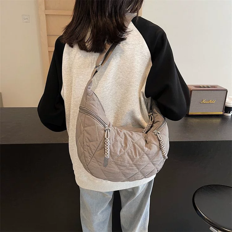 Capacious demi-season down jacket, universal one-shoulder bag