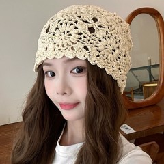 日本の手編みの包頭帽子の女性春秋の薄い金の透かし彫りの毛糸の帽子の復古の文芸のニットの帽子の山の帽子