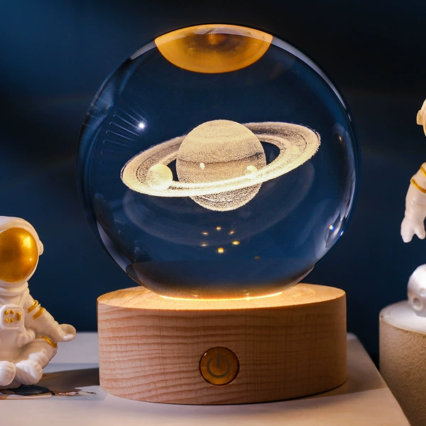 8 cm crystal ball-Saturn