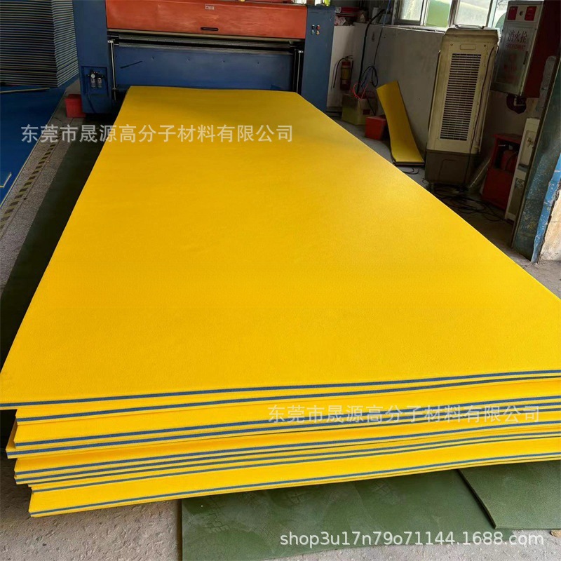 XPE漂浮水毯大型水上游乐浮排定 制多规格加大加厚出口可容纳6-8