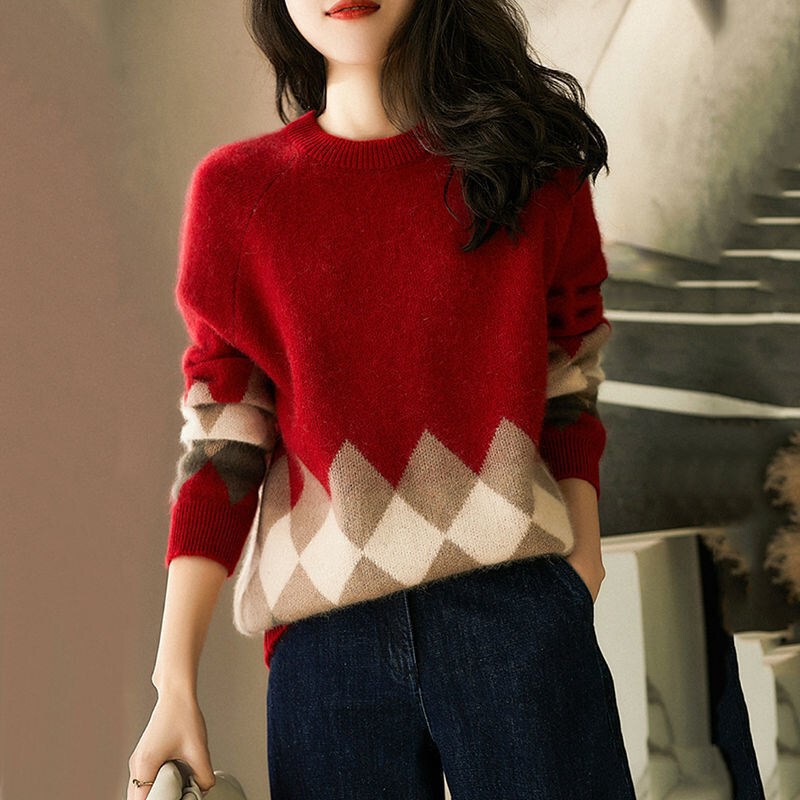 Diamond Pattern Christmas Red Sweater, Round Neck Knitwear, Plus Size, 2026 Autumn and Winter New Style, Pullover for Women, Trendy, Simple and Versatile