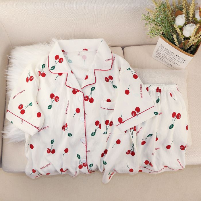 Pijamas de algodón nubes al por mayor transfronterizos de mujeres pantalones cortos de mangas cortas de verano nuevos cardigans con solapas de dibujos animados lindos cubiertas de ropa para el hogar