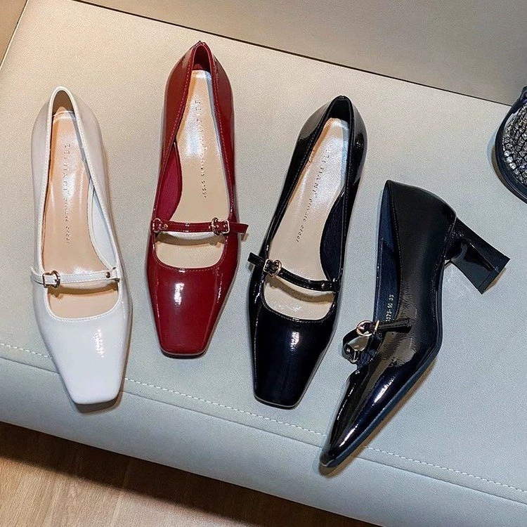 Туфли на высоком каблуке в стиле ретро 2025 весна и осень новые туфли на толстом каблуке и с мелким ртом